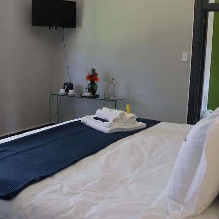 Uzuri Lifestyle Villa Port Saint Johnʼs Kültér fotó