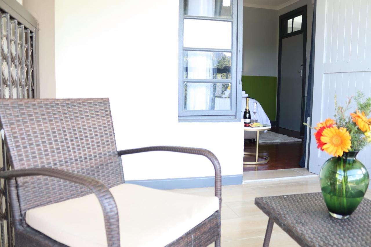 Uzuri Lifestyle Villa Port Saint Johnʼs Kültér fotó