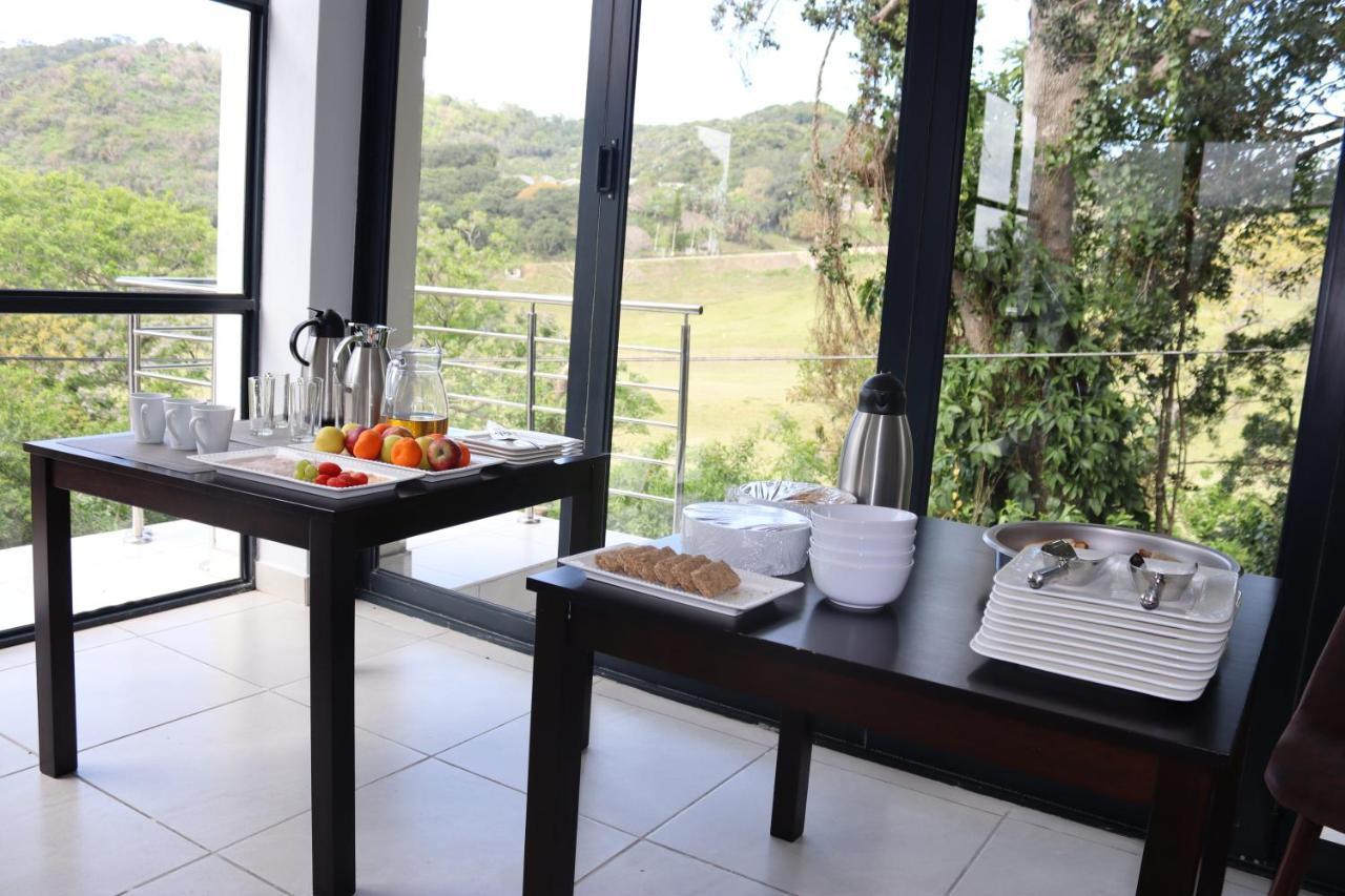 Uzuri Lifestyle Villa Port Saint Johnʼs Kültér fotó
